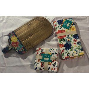The Pioneer Woman Lot Delaney Towels Vintage Ditsy Dishcloths Charcuterie Board
